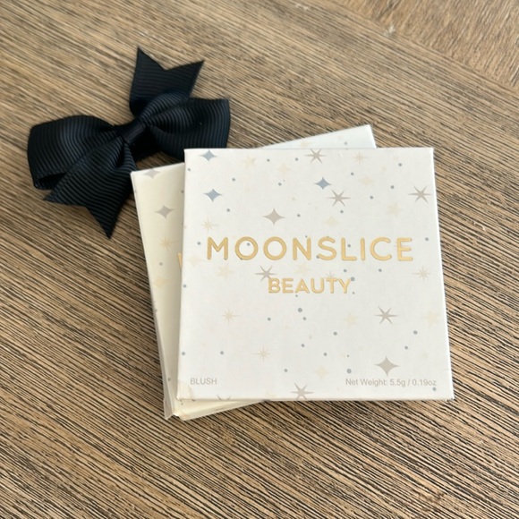 +FREE! Gift w/ Purchase! NEW Pink Mini Powder Blush - Picture 2 of 8